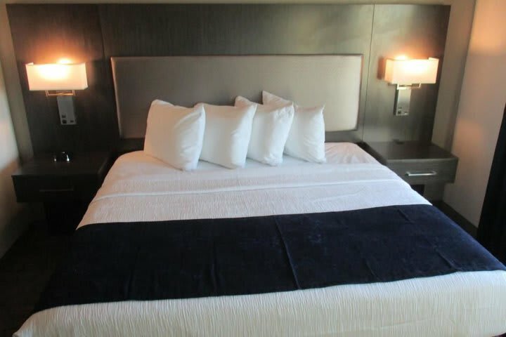 Hotel Best Western Plus Roland Inn & Suites