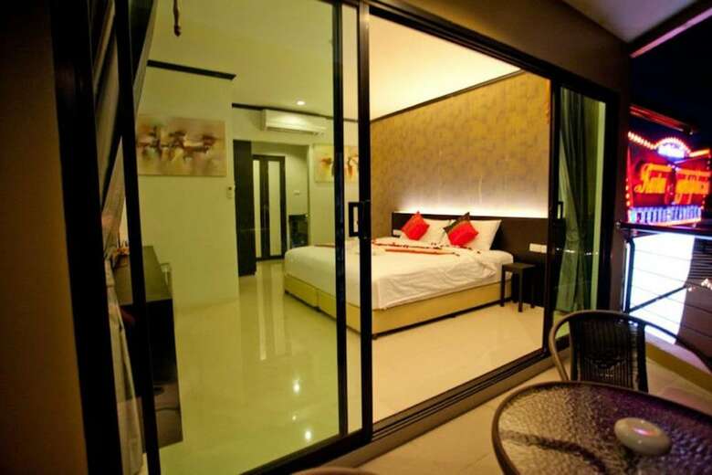 Kata Green Beach Hotel