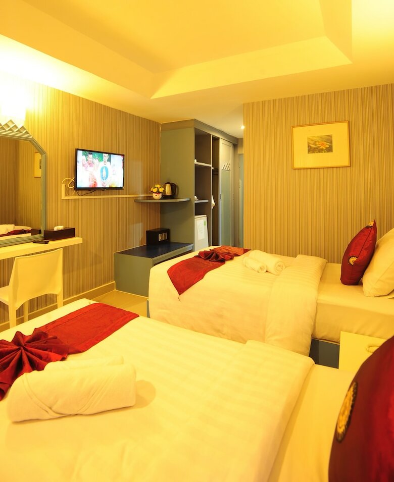 Aunchaleena Grand Hotel