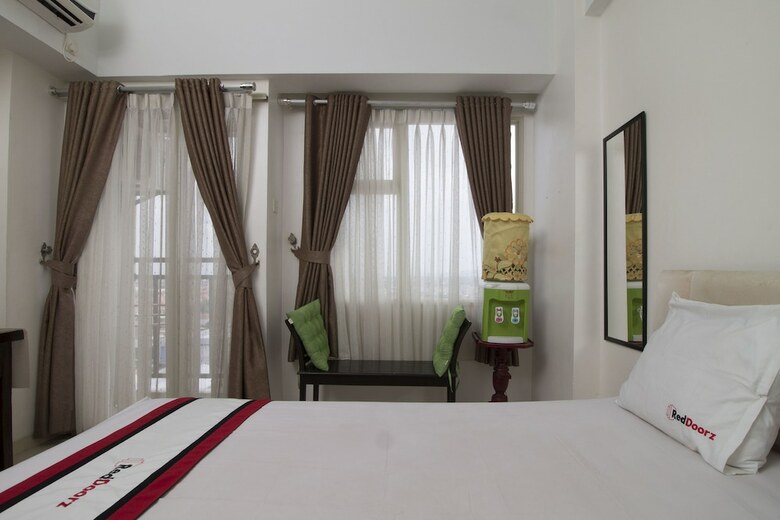Reddoorz Apartment @ Margonda Residence 3