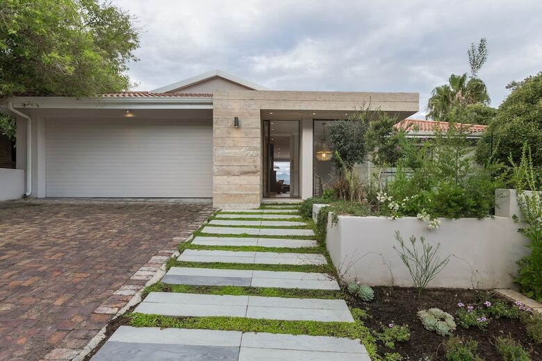 Sunrise Bay Self-catering Accommodation