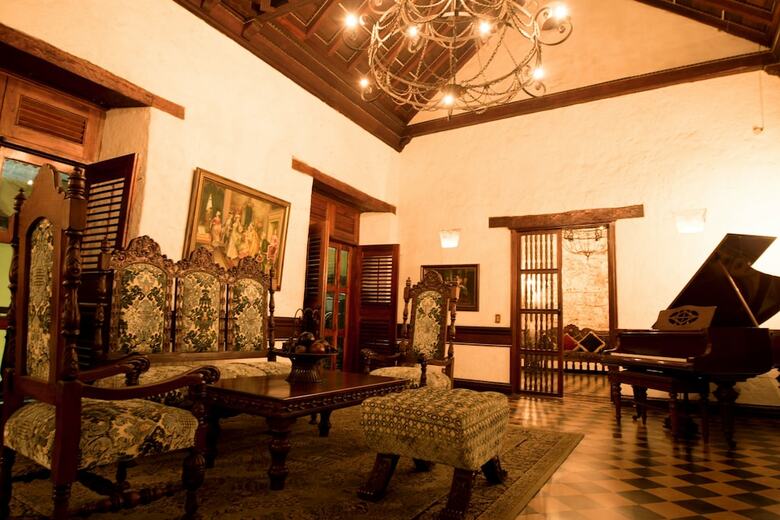 Casa De La Moneda By Nomad Guru