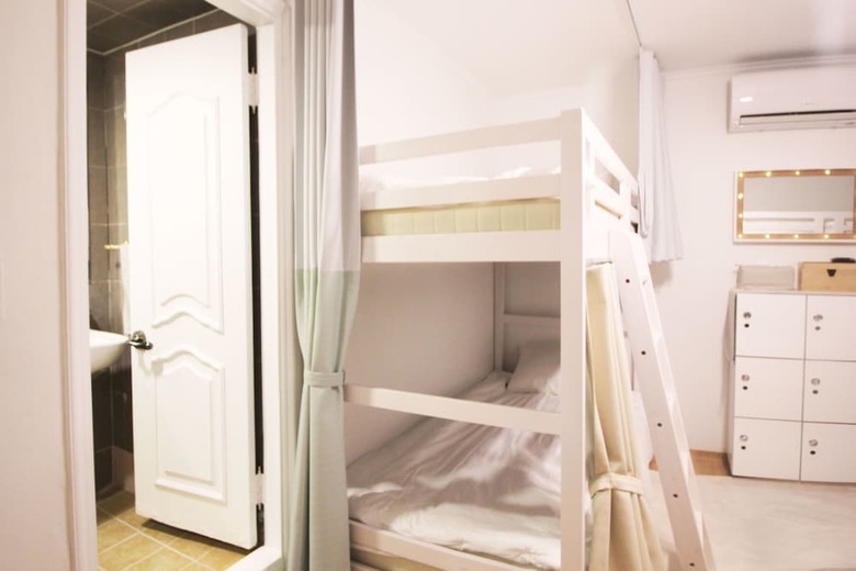 Hostal Mtt Guest House - Hostel