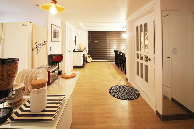 Hostal Mtt Guest House - Hostel
