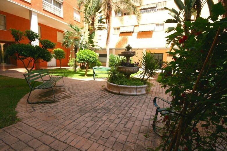 Apartamentos Canales
