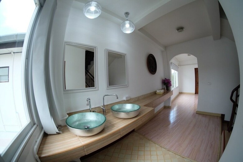 Hostal Daizy House