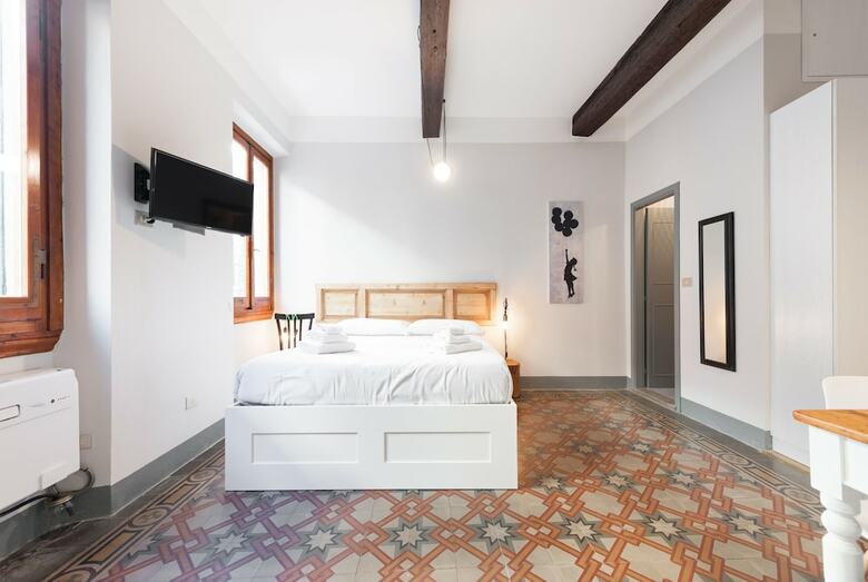 Short-let Florence Apartment 3 Bedrooms Mercato Centrale