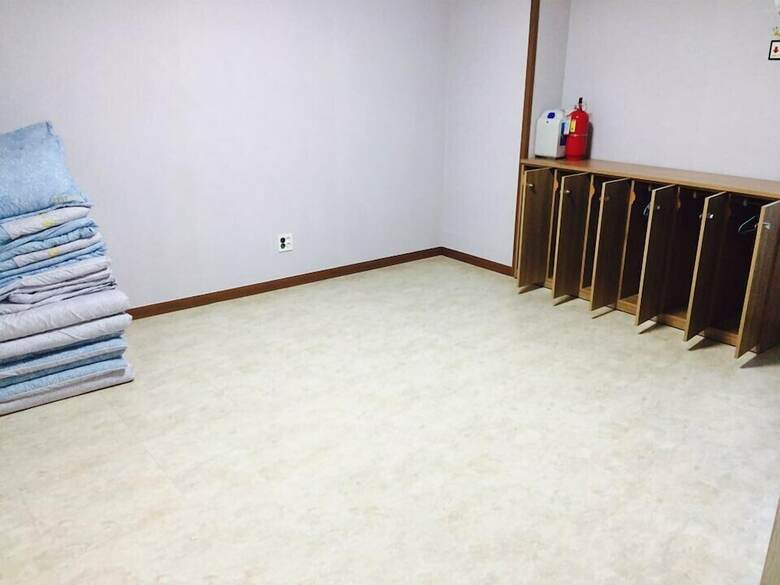 Hotel Ara & Maru Hostel