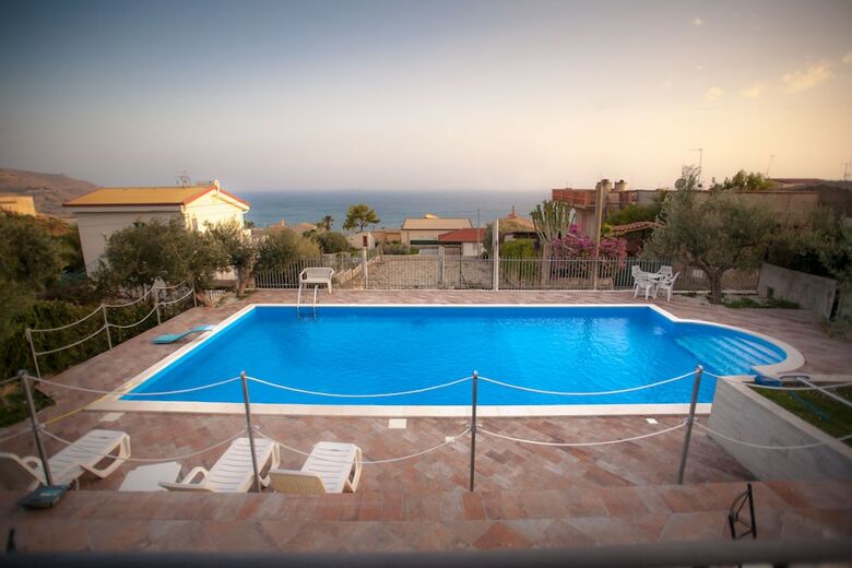 Bed & Breakfast Villa L�