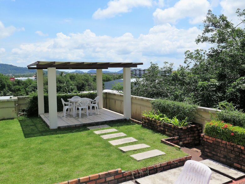 Apartamentos Chaofa West Suites