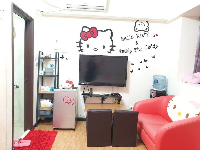 Hotel Meow Meow Hostel
