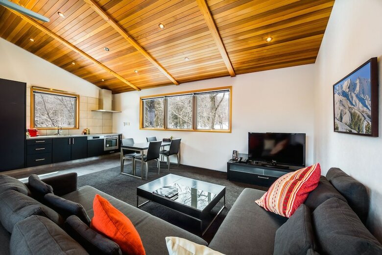 Phoenix Chalets