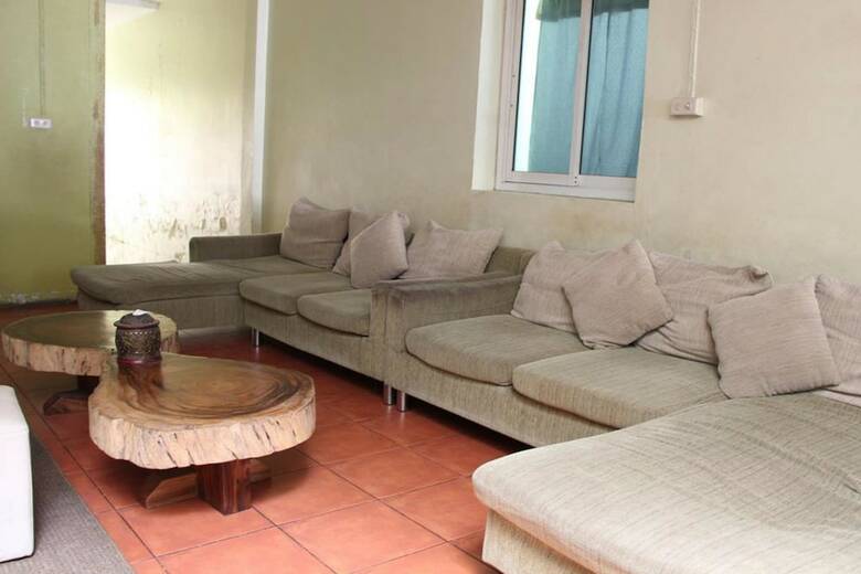 Hostal Phuket Backpacker Hostel