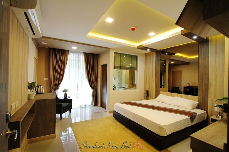 The Contrast I Hotel