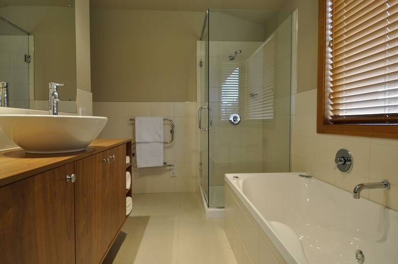 Lansdown Peaks Apartments