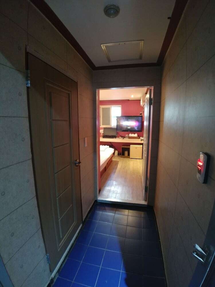 Hotel A Motel