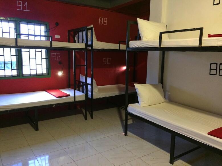 Hostal Vang Vieng Rock Backpacker Hostel