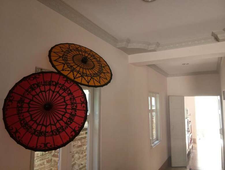 Hostal Lux Pillow Hostel
