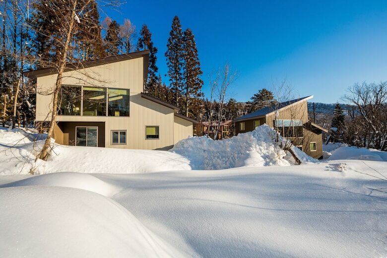 Solar Chalets