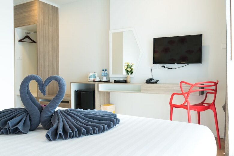 P Plus Hotel