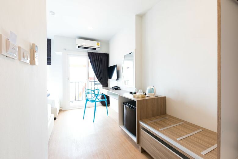 P Plus Hotel