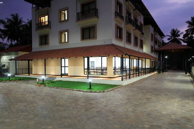 Hotel Dwara