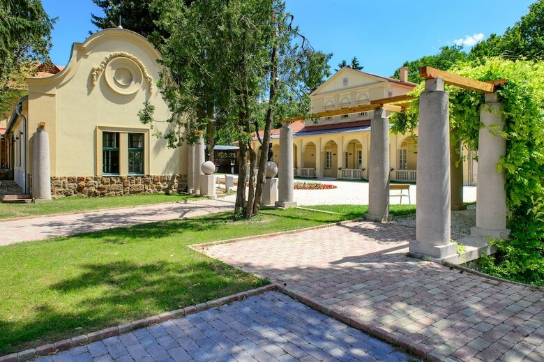 Hotel Klebelsberg Kast�ly