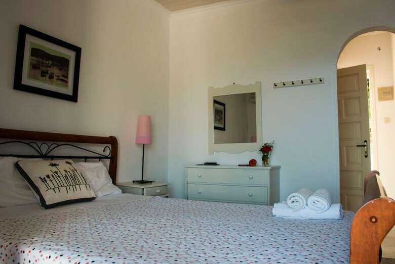 Hotel Angela Studios Paxos
