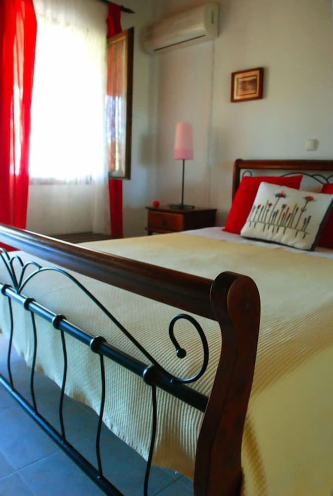Hotel Angela Studios Paxos