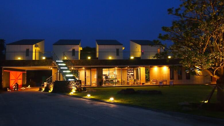 Pension Eridu Cafe N Beds