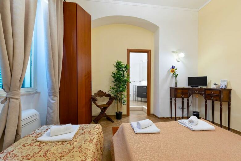 Bed & Breakfast Miclad Beb Colosseum Guest House