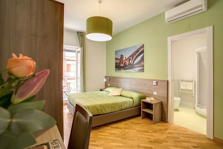 Vatican Rooms Cipro