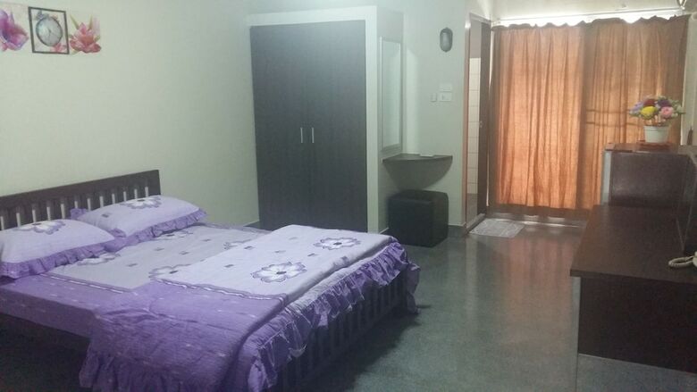 Hotel J 168 Living