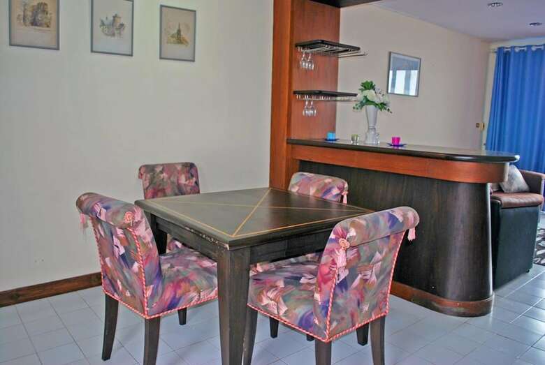 Paradise Condominium Apartments