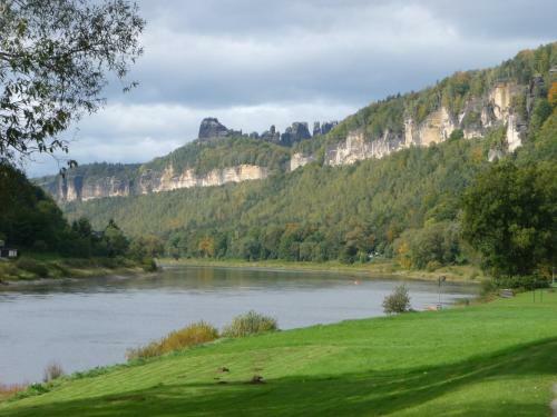 Hostal Pension Rauschenstein Und Apartments Forsthaus