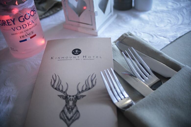 Posada The Kinmount Hotel