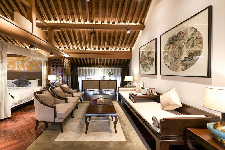 Water Hotel Pingyao