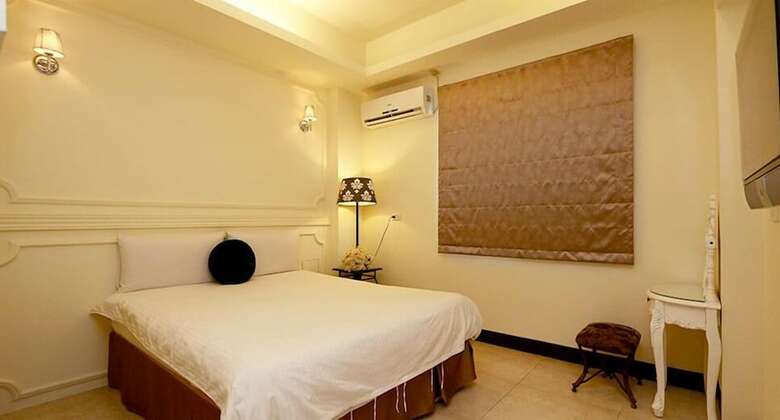 Hotel Zstar B&B