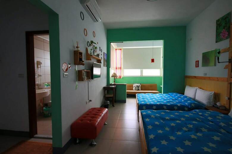 Ten Street B&B