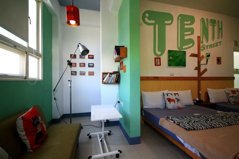 Ten Street B&B