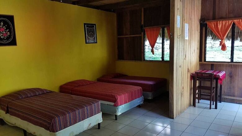 Hostal Portal De Champey
