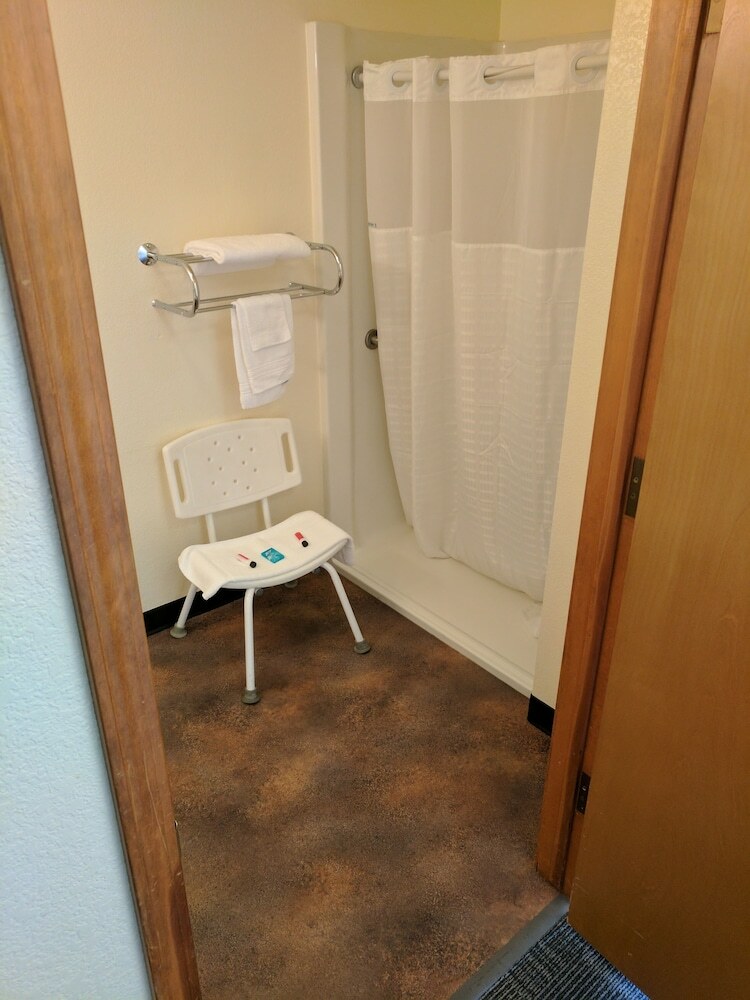 Hotel Travelodge By Wyndham Three Forks