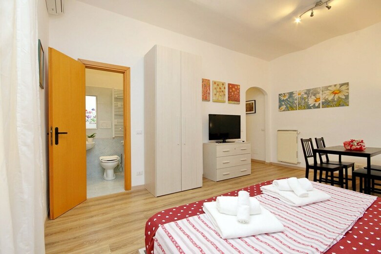Apartamento Holiday Rental San Lorenzo District
