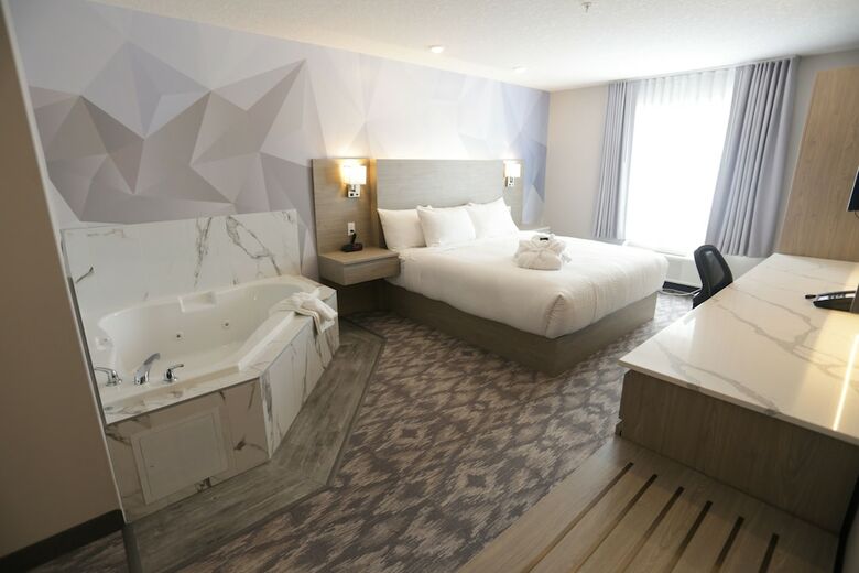Hotel Days Inn By Wyndham Calgary North Balzac