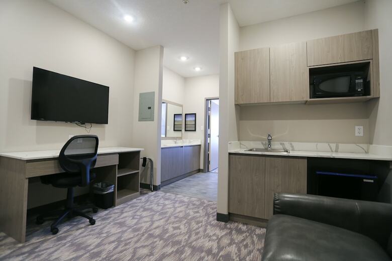 Hotel Days Inn By Wyndham Calgary North Balzac