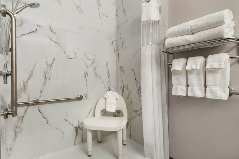 Hotel Days Inn By Wyndham Calgary North Balzac