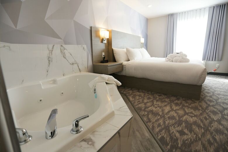 Hotel Days Inn By Wyndham Calgary North Balzac