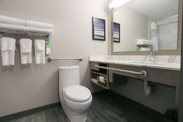 Hotel Days Inn By Wyndham Calgary North Balzac