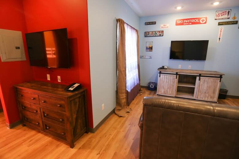 Hotel Days Inn By Wyndham Calgary North Balzac