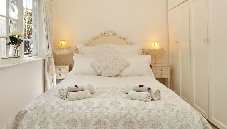 Hout Bay Beach Cottage